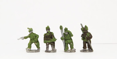 Foot artillery crew