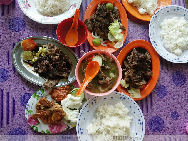 Kambing Bakar Ayam Penyet Sahara Memang Sedap