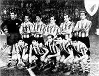 ATLÉTICO DE BILBAO - Bilbao, España - Temporada 1967-68 - Iríbar, Sáez, Echeberría, Aranguren, Koldo Aguirre, Larrauri; Arieta II, Estéfano, Argoitia, Uriarte y Rojo I - ATLÉTICO DE BILBAO 6 (Argoitia 2, Arieta II, Uriarte y Rojo I) ATLÉTICO DE MADRID 1 (Gárate) - 10/12/1967 - Liga de 1ª División, jornada 12 - Bilbao, estadio de San Mamés