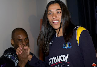 Marta Vieira da Silva with Kobe Byrant