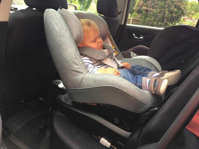 Which carseat Is best?* Maxi Cosi Pearl 2 way