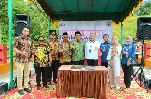 Hadirkan Sebuah Jembatan di Rimbo Gaek Tarantang, Wako Hendri Septa Apresiasi PT Semen Padang