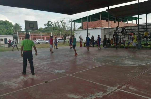 APURE: Elorza se prepara para un torneo relámpago de Baloncesto y activarse en Rómulo Gallegos.