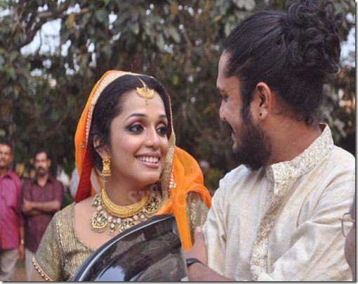 ann augustine jomon engagement photo