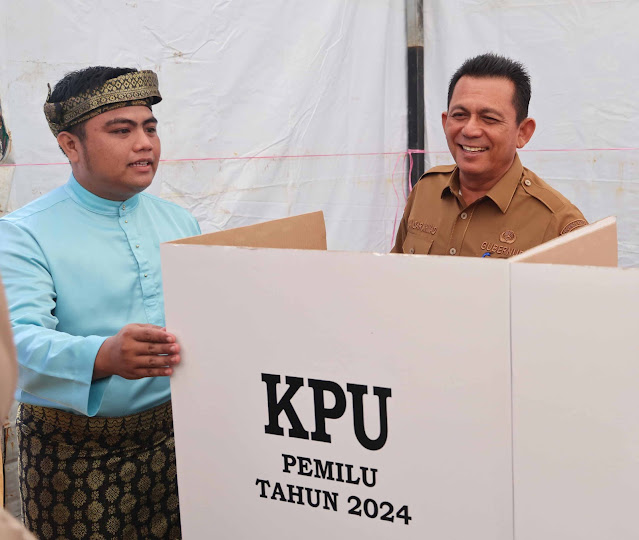 H-1 Jelang Pemilu, Gubernur Ansar bersama Forkopimda Tinjau Beberapa TPS di Tanjungpinang dan Bintan