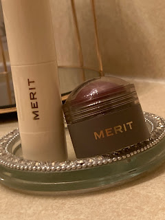 Merit beuty beauty minimalist makeup