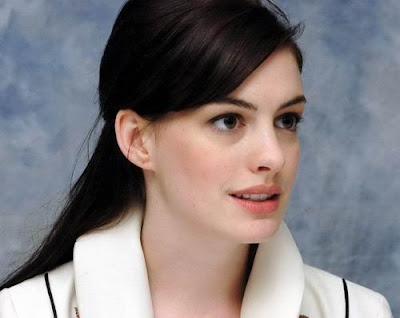 anne hathaway