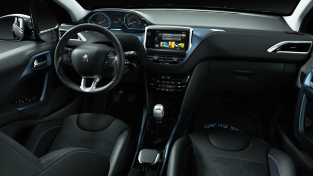 2016 Peugeot 3008 interior