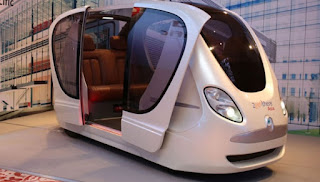 Pod cars without driver operating in Singapore end of 2016