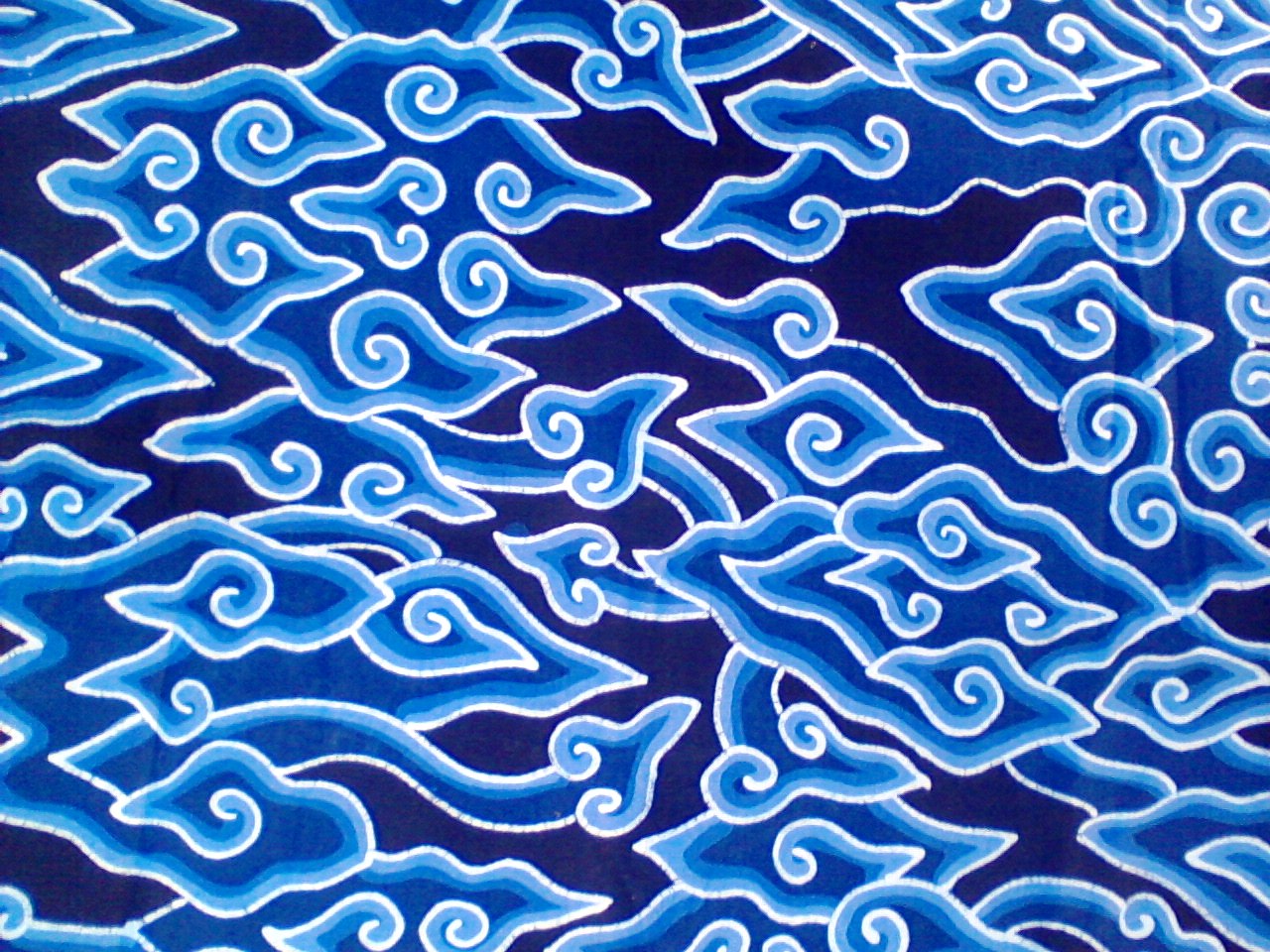 Batik Tulis halus Mega mendung Cirebon workshop batik Batik Tulis halus Mega mendung Cirebon workshop batik