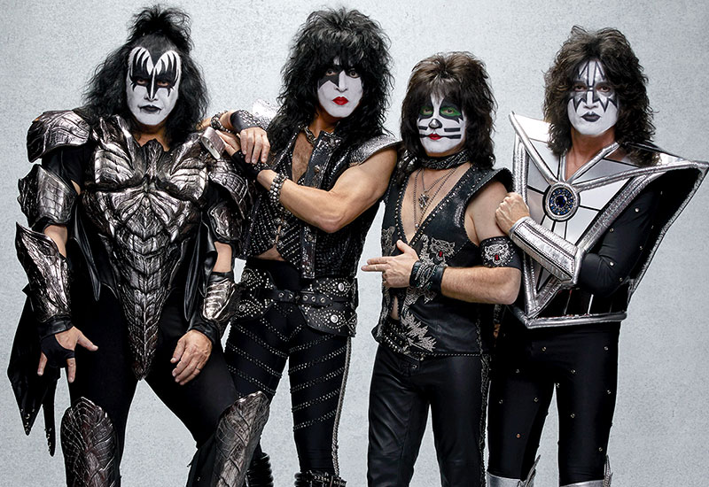 BIOGRAPHY: KISS - A Definitive Timeline of the Rock Band