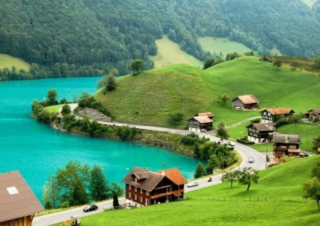 Lake Brienz - Switzerland