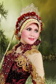 Jilbab Pengantin Resepsi Khas Jawa