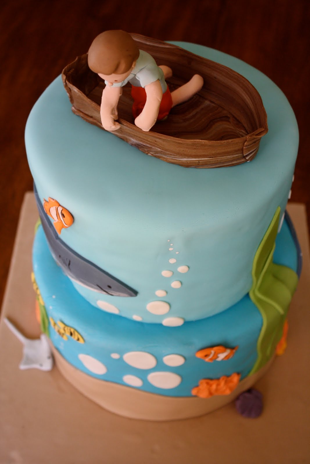 cool boy birthday cake  in real life, yet they can happily coexist in fondant on this cake