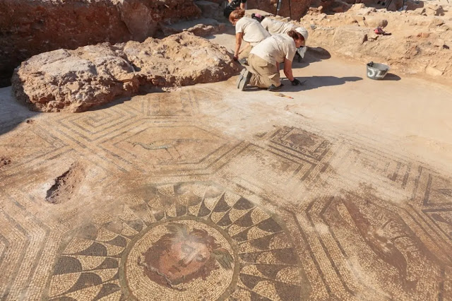 Ρωμαϊκό μωσαϊκό με απεικόνιση της Μέδουσας βρέθηκε στην Ισπανία