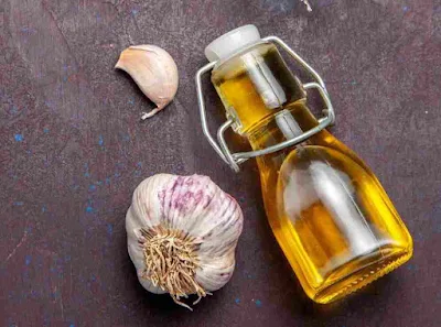 How to remove earwax with garlic and coconut oil