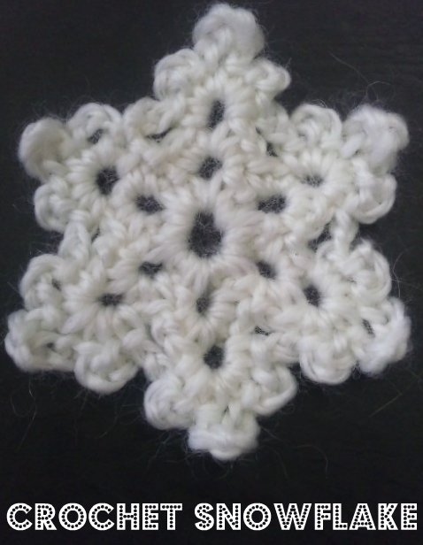 雪の結晶モチーフの作り方 Crochet And Me かぎ針編みの編み図と編み方