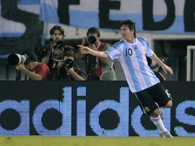 lionel messi argentina. Barcelona player Lionel Messi