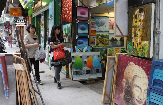 Famous Shopping Streets in Hanoi Old Quarter 1