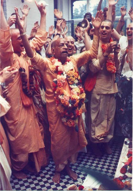 Devotees Dancing in Ecstasy with Srila Prabhupada