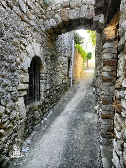 CORNILLON (30) - Village médiéval