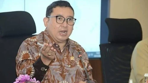 Fadli Zon Sindir Penangkapan Munarman, 'Bedakan Cairan Pembersih WC dengan Bahan Peledak'