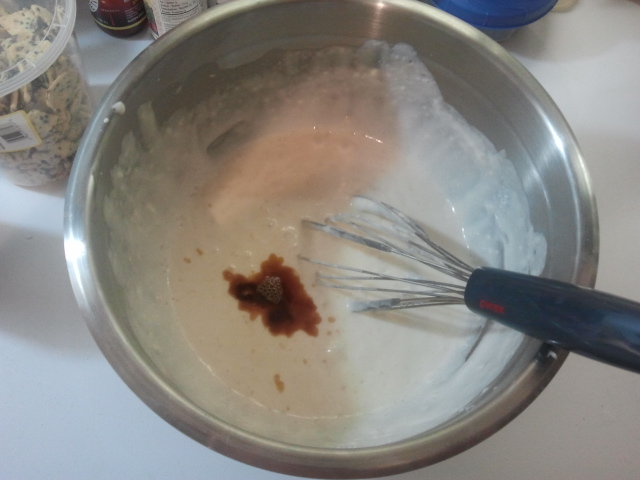 Canadian Chemist batter batter into cake  The pancake Cooking to make how