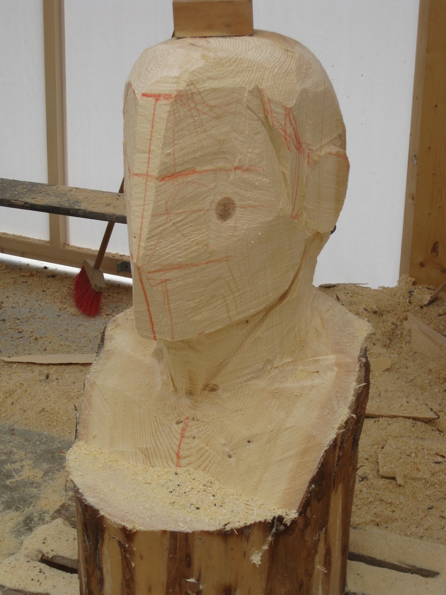 ERB's Woodcarving Blog: Chainsaw Carving Day V