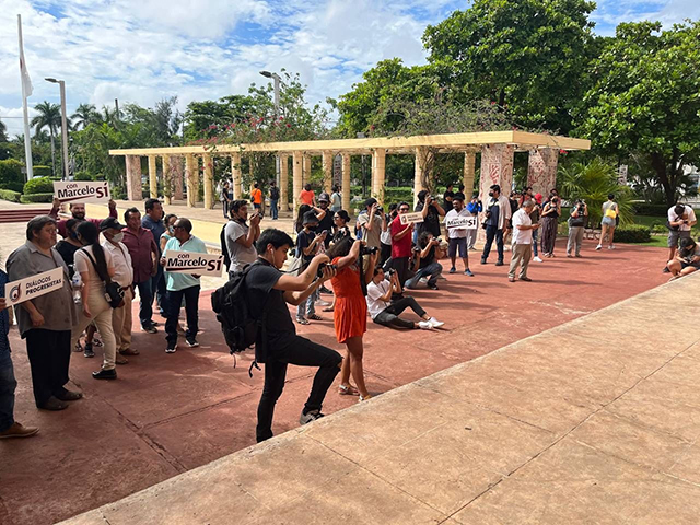 Suma Marcelo Ebrard muestras de apoyo ciudadano en Yucatán