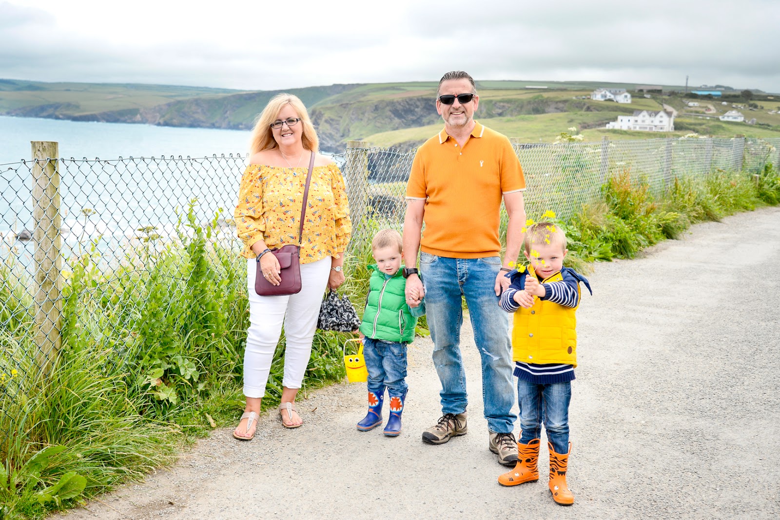 port issac, port isaac doc martin, uk family holidays with kids, cornwall days out with the kids, family travel uk, 