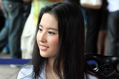 Lui Yi Fei - Prettiest Chinese Actress