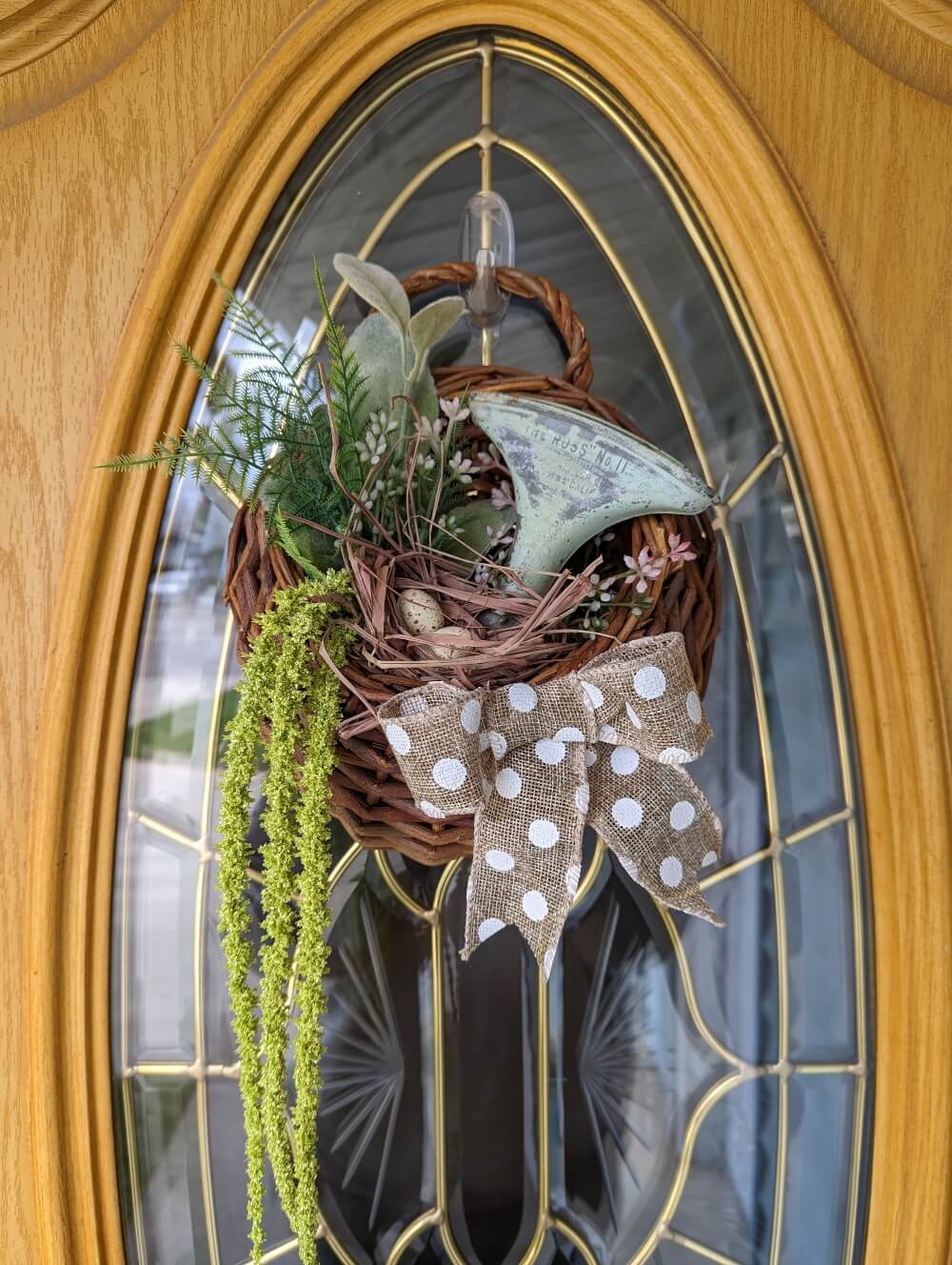 DIY Front Door Basket for Spring