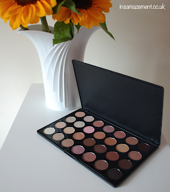 Crown Brush 28 Neutral Palette