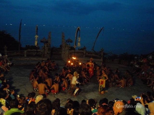 Tari Kecak Uluwatu