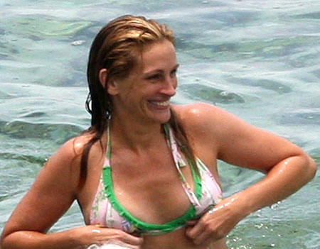 Julia Roberts Hot