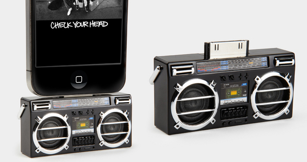 Mini Boombox MP3 iphone Speaker