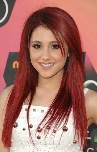 Ariana Grande Hot Pics