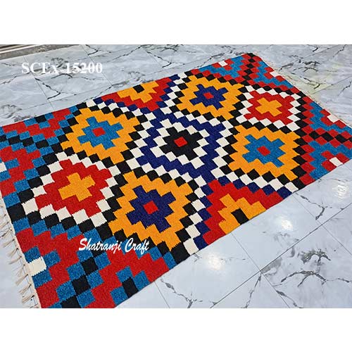 New design (3'x5' feet) shatranji floormat rug in Rangpur Satranji শতরঞ্জি ডিজাইন SCEx-15200