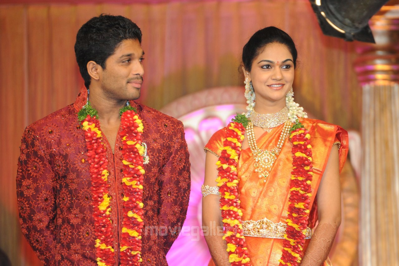 SouthMp3: Allu Arjun Sneha Reddy Wedding Reception Photos