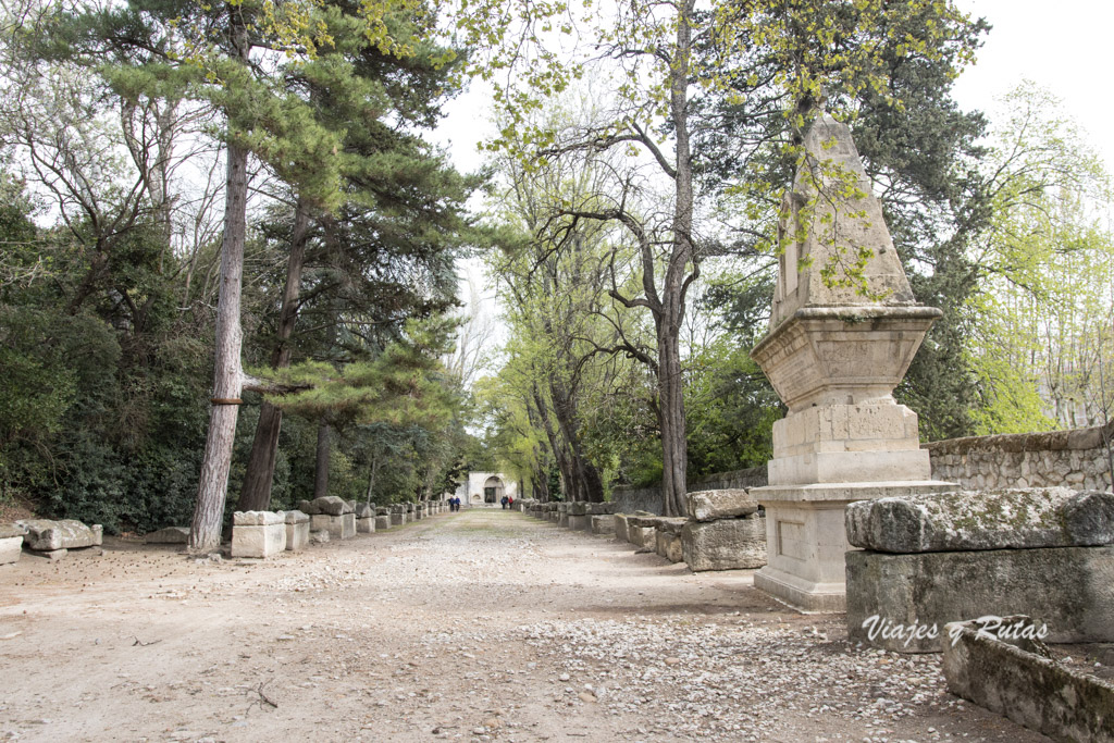 Necrópolis de Alyscamps, Arles