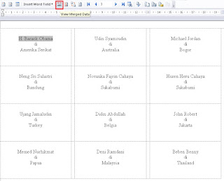 Menggabungkan Data List Undangan dengan Label di MS Word sekarang kita akan menggabungkannya agar data tersebut masuk ke dalam label secara otomat Menggabungkan Data List Undangan dengan Label di MS Word