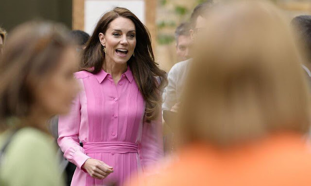 Princess of Wales wore a sugar pink bubblegum colour block silk shirt dress by ME+EM. Catherine Zoraida Fern gold leaf earrings