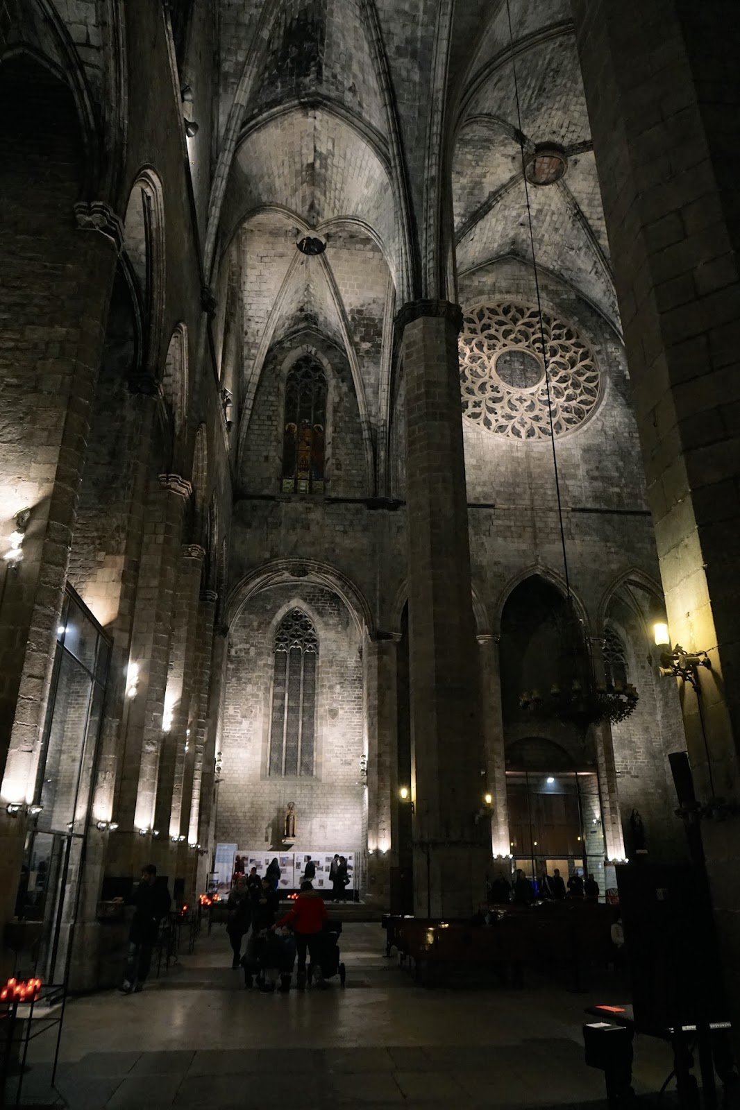 サンタ・マリア・ダル・マル教会（La església de Santa Maria del Mar）