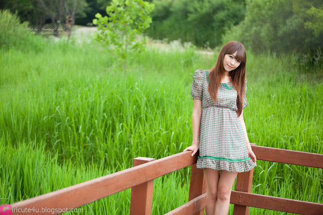 7 Lee Eun Hye Outdoor-very cute asian girl-buntink.blogspot.com