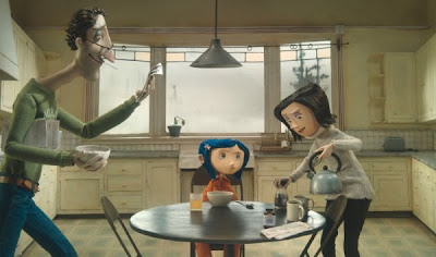 coraline com seus pais