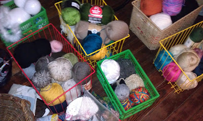 {Niccupp Crochet} My Yarn Stash...One Year Ago