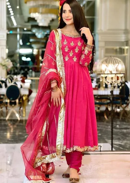 Saniya Shamshad Siyani Drama Dress