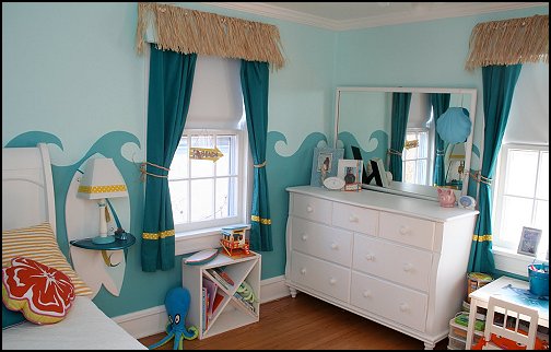 ... beach+themed+rooms-surfer+girl+bedroom+decorating+beach+themed+rooms