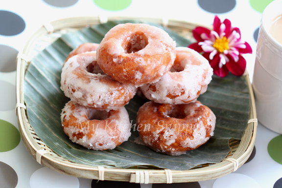 My Kitchen Snippets: Kuih Keria/Sweet Potato Rings