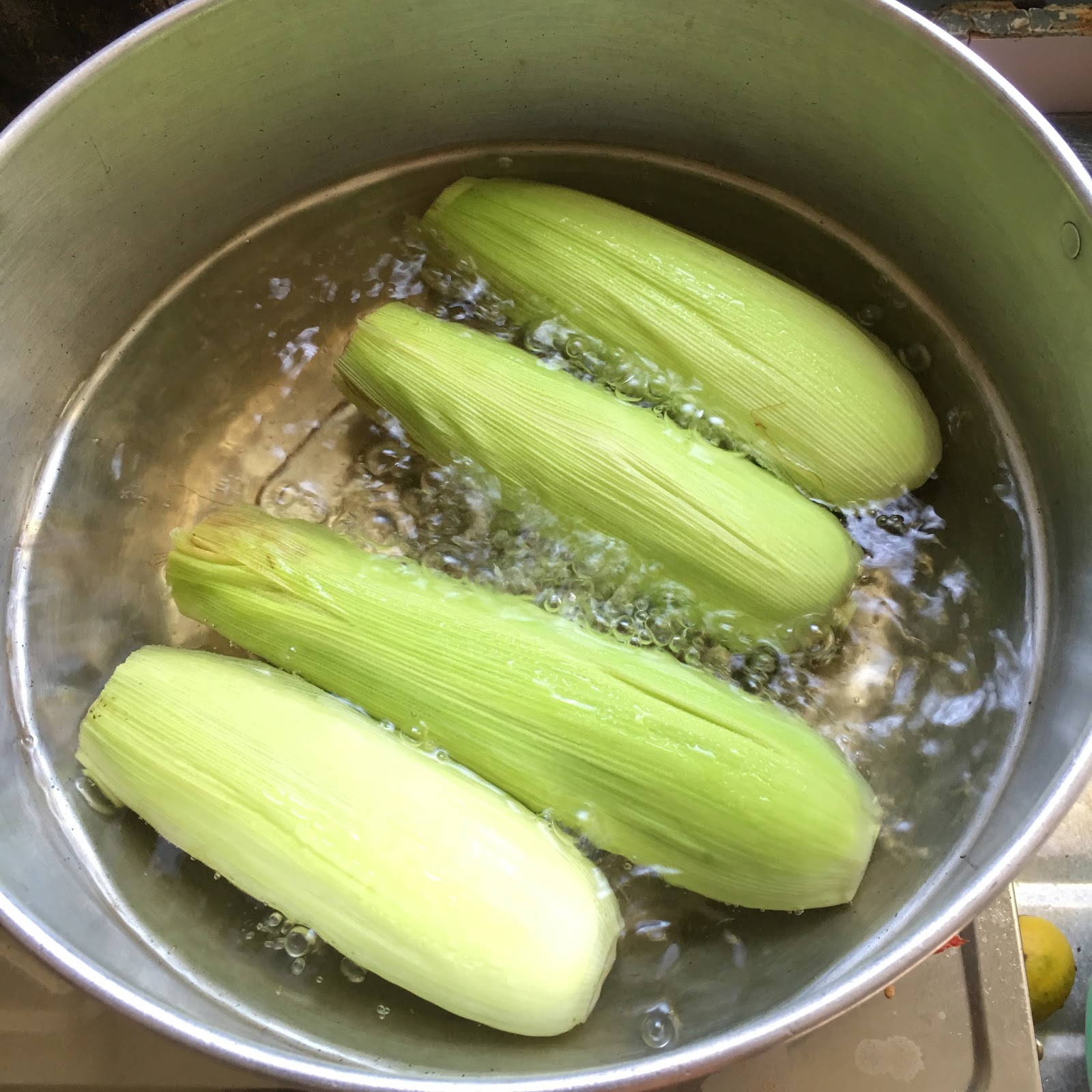 Jagung rebus pasar malam